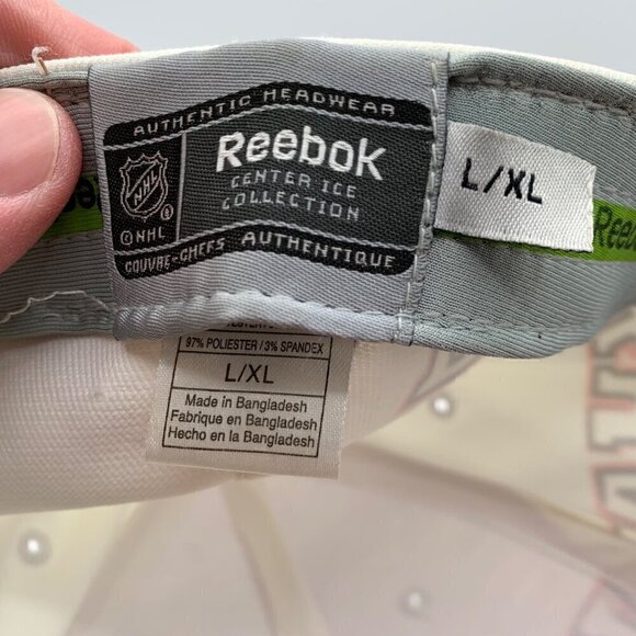 Chicago Blackhawks NHL White Reebok Center Ice Stretch Fitted Hat Mens L/XL - Picture 6 of 6